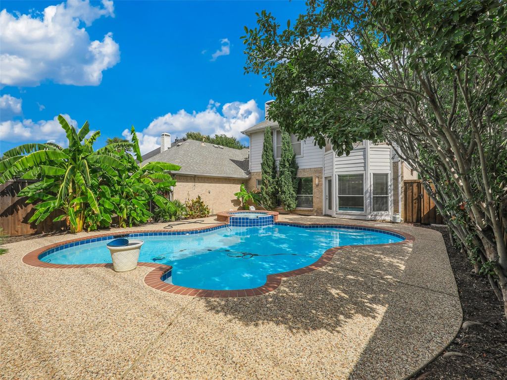 18543 Gibbons Drive, Dallas, TX 75287 — photo 2