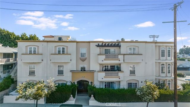 4832 Whitsett Avenue 301, Valley Village, CA 91607