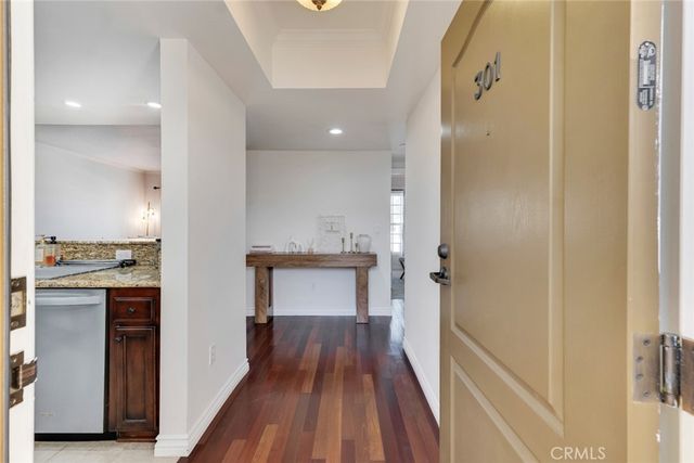 4832 Whitsett Avenue 301, Valley Village, CA 91607