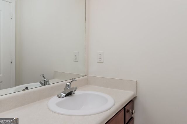 1752 Old Dogwood, Jonesboro, GA 30238