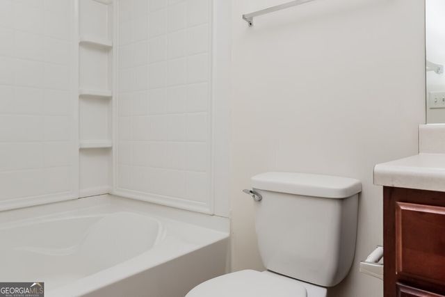 1752 Old Dogwood, Jonesboro, GA 30238