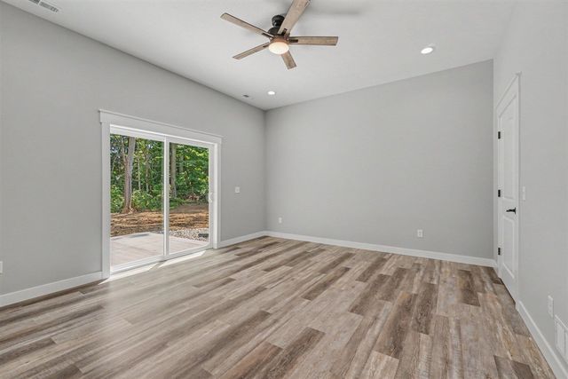 74777 Ridgeway Drive, Lawton, MI 49065