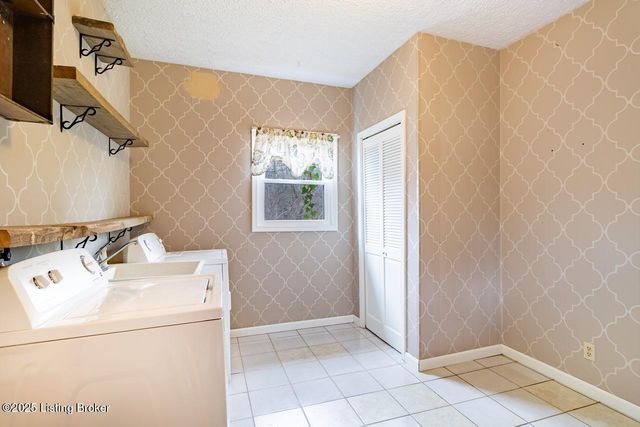 290 Big Cedar Creek Trail, Shepherdsville, KY 40165