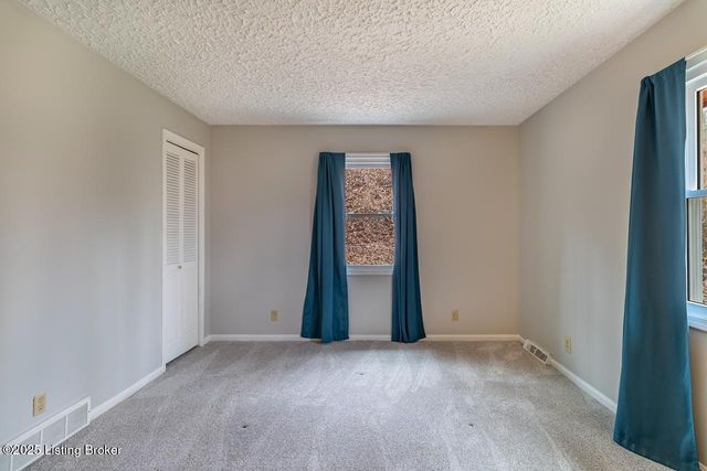 290 Big Cedar Creek Trail, Shepherdsville, KY 40165