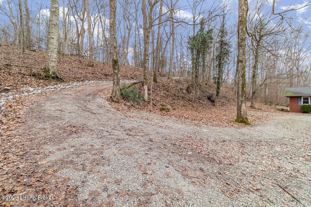 290 Big Cedar Creek Trail, Shepherdsville, KY 40165