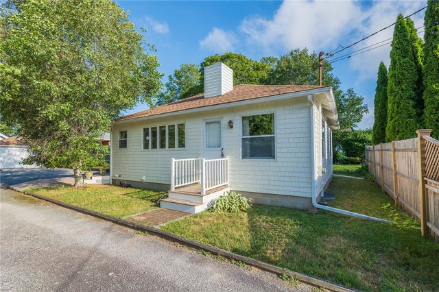 137 Kingstown Road, Narragansett, RI 02882