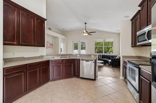 13514 MAJESTIC PINE WAY, Riverview, FL 33579