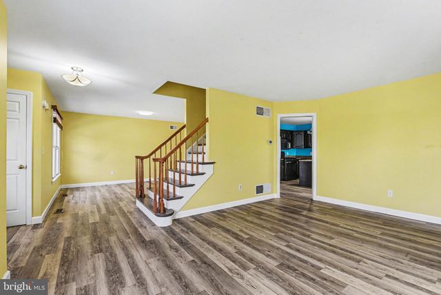 1242 JILL DR, Hummelstown, PA 17036