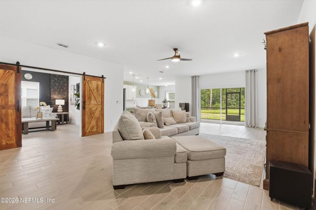 1712 LACHLAN Circle, Jacksonville, FL 32218