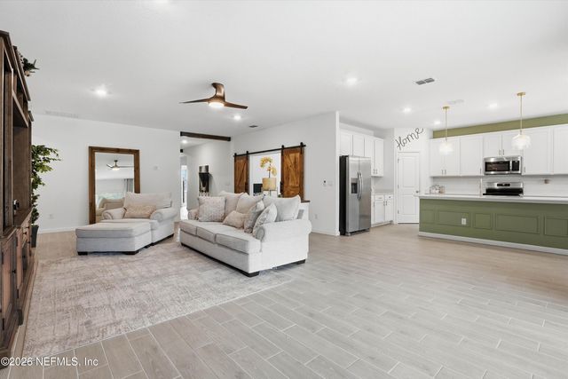 1712 LACHLAN Circle, Jacksonville, FL 32218