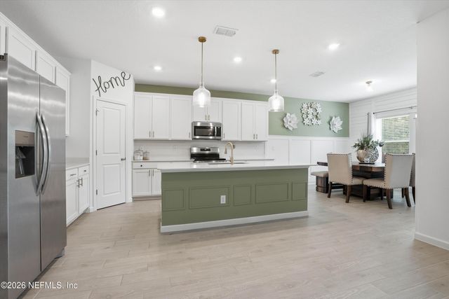 1712 LACHLAN Circle, Jacksonville, FL 32218
