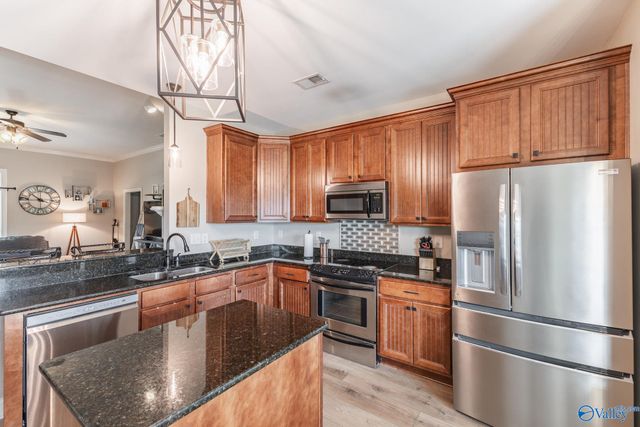 120 Somerset Park Drive, Huntsville, AL 35811