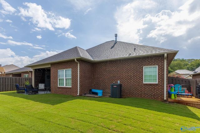 120 Somerset Park Drive, Huntsville, AL 35811