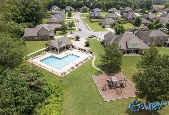 120 Somerset Park Drive, Huntsville, AL 35811