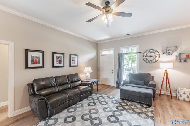 120 Somerset Park Drive, Huntsville, AL 35811
