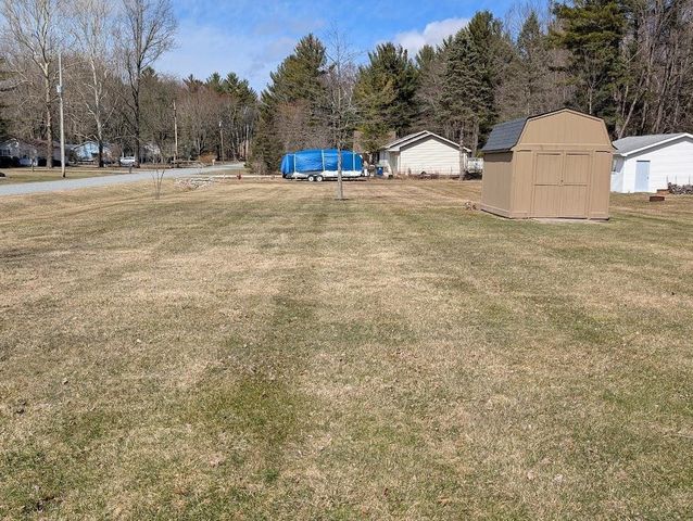 11680 Freeland Road, Freeland, MI 48623