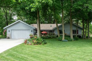 5606 Richwood LANE, Racine, WI 53402