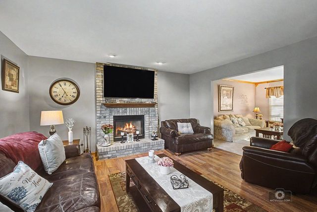 1904 Brighton Lane, Plainfield, IL 60586