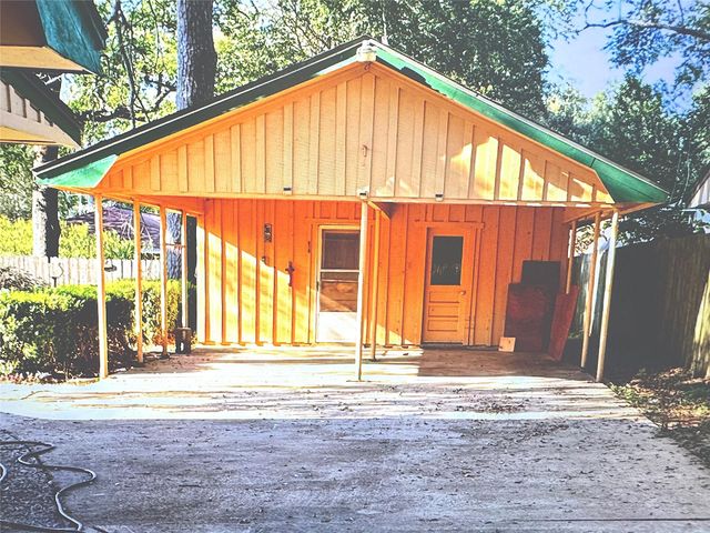 1507 Edgewood Street, Liberty, TX 77575