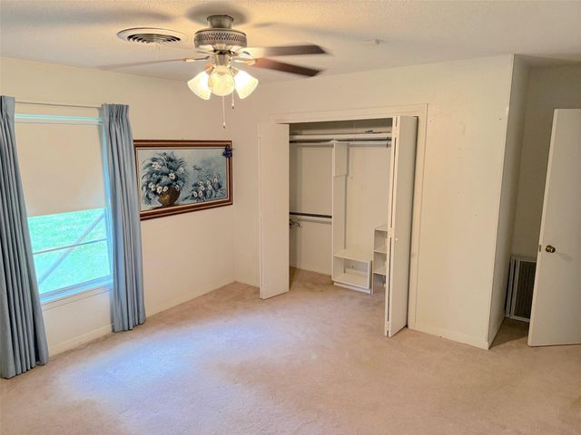 1507 Edgewood Street, Liberty, TX 77575