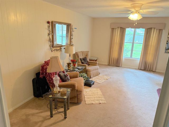 1507 Edgewood Street, Liberty, TX 77575