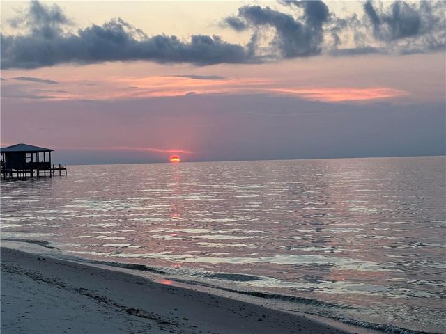 2642 Bienville Boulevard, Dauphin Island, AL 36528