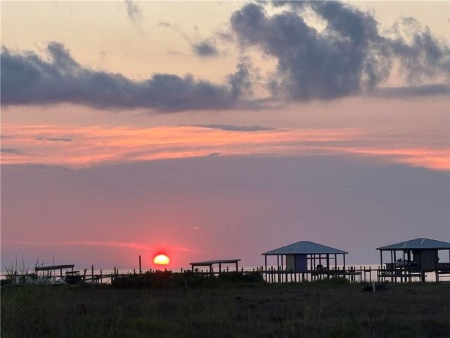 2642 Bienville Boulevard, Dauphin Island, AL 36528