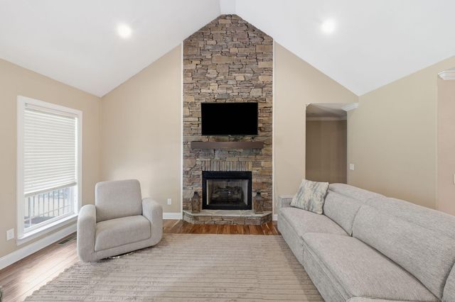 1725 Green Pond Road, Soddy Daisy, TN 37379