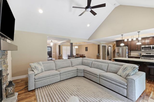 1725 Green Pond Road, Soddy Daisy, TN 37379