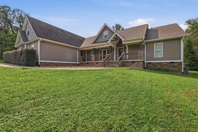1725 Green Pond Road, Soddy Daisy, TN 37379