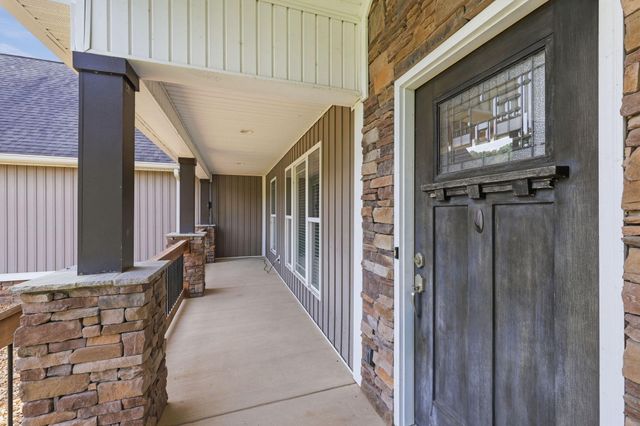 1725 Green Pond Road, Soddy Daisy, TN 37379