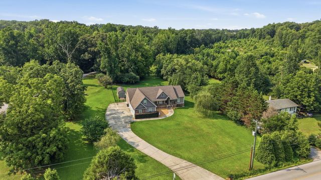 1725 Green Pond Road, Soddy Daisy, TN 37379