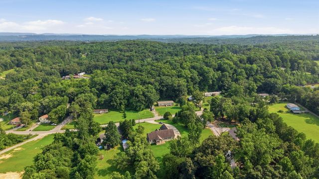 1725 Green Pond Road, Soddy Daisy, TN 37379