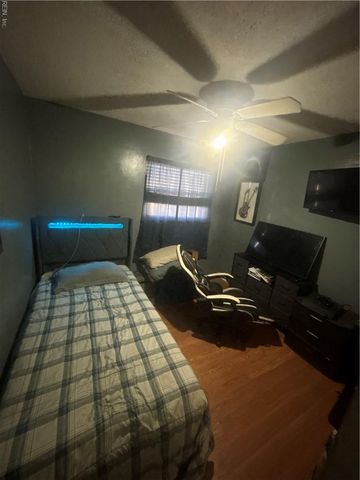 549 Rose Marie AVE, Virginia Beach, VA 23462