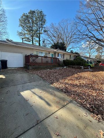 549 Rose Marie AVE, Virginia Beach, VA 23462