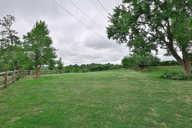 3781 Lisa Lane, Alexandria, KY 41001