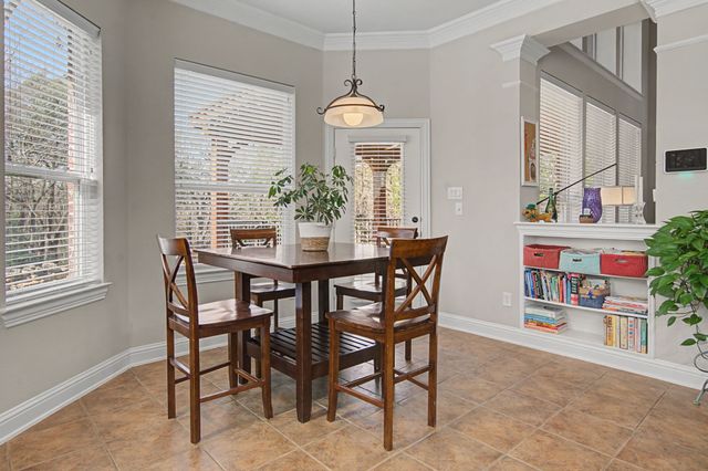 953 Spring Creek Drive, Grapevine, TX 76051