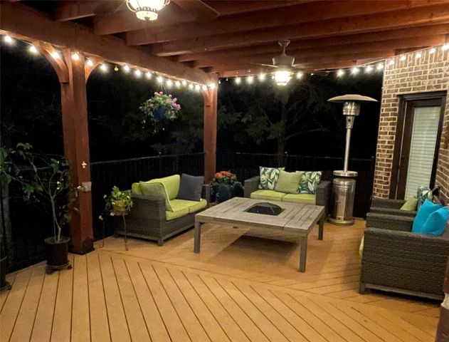 953 Spring Creek Drive, Grapevine, TX 76051