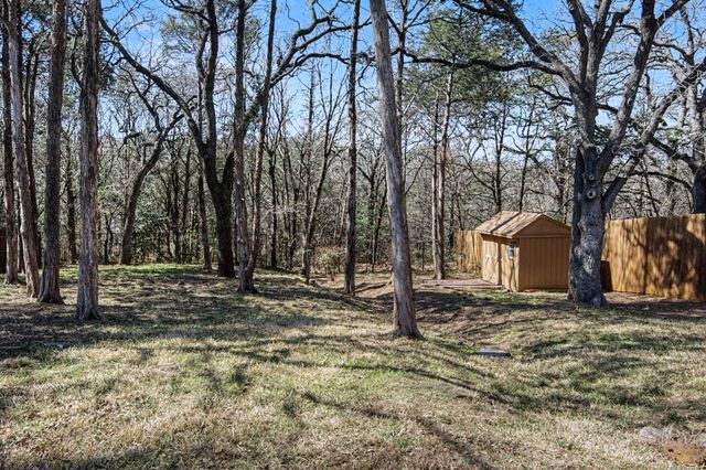 953 Spring Creek Drive, Grapevine, TX 76051