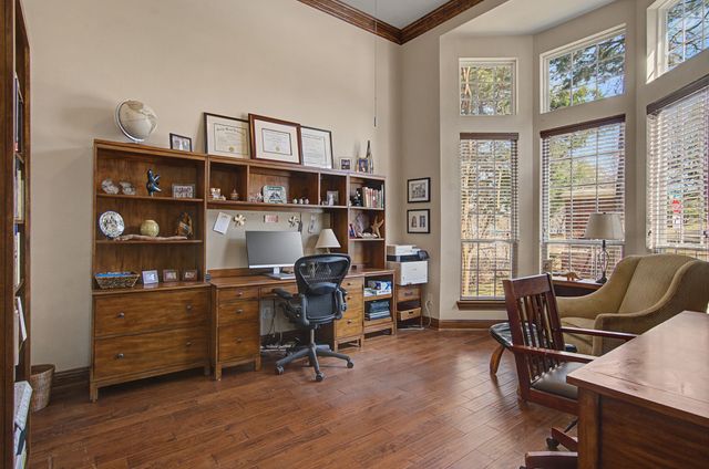 953 Spring Creek Drive, Grapevine, TX 76051