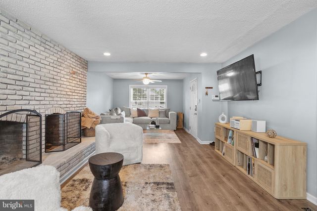 1049 GENINE DR, Glen Burnie, MD 21060