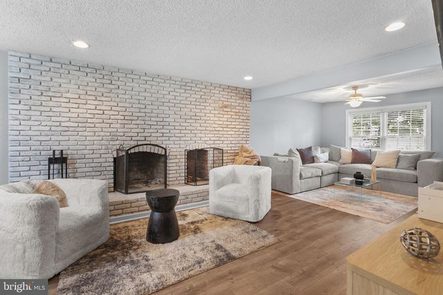 1049 GENINE DR, Glen Burnie, MD 21060