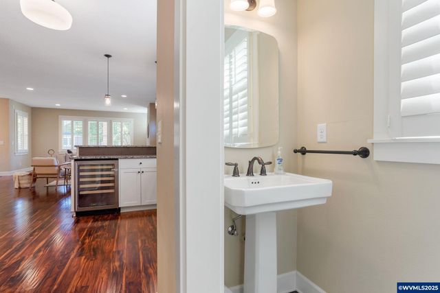 782 Edwards Rd S, Monmouth, OR 97361