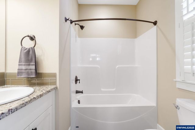 782 Edwards Rd S, Monmouth, OR 97361