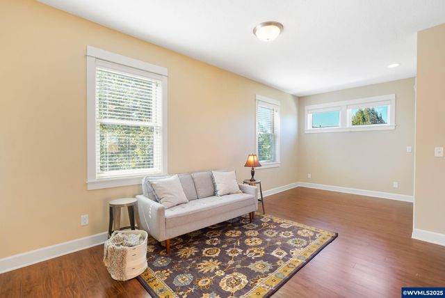 782 Edwards Rd S, Monmouth, OR 97361