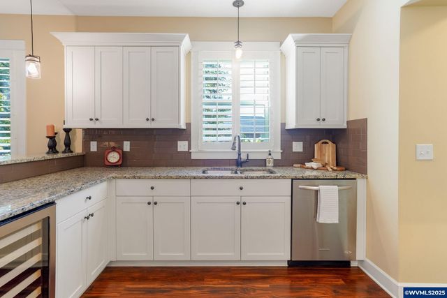 782 Edwards Rd S, Monmouth, OR 97361
