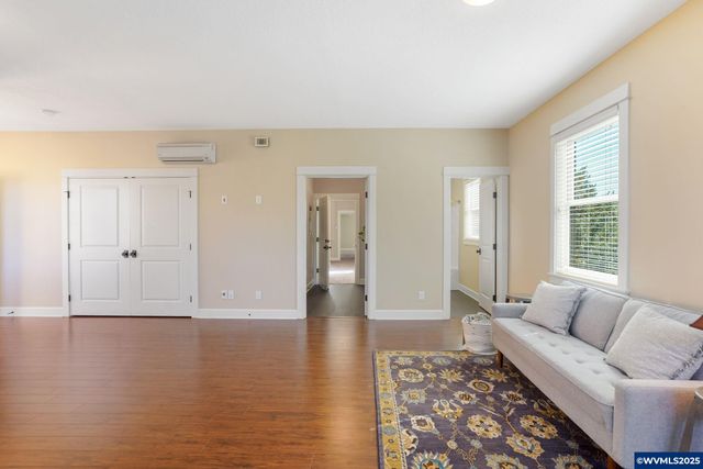 782 Edwards Rd S, Monmouth, OR 97361