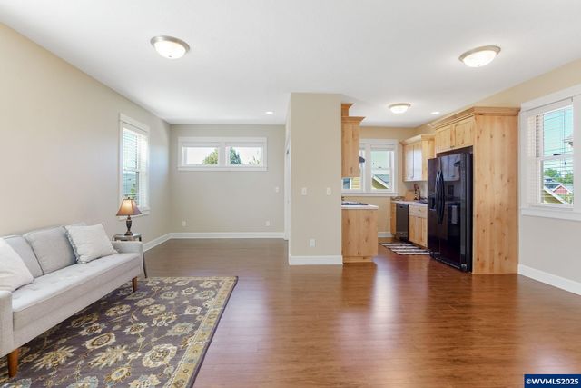 782 Edwards Rd S, Monmouth, OR 97361