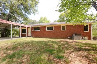 162 Factory St, Camden, TN 38320