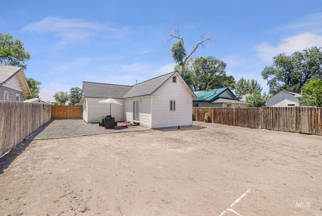 630 3rd Ave West, Twin Falls, ID 83301